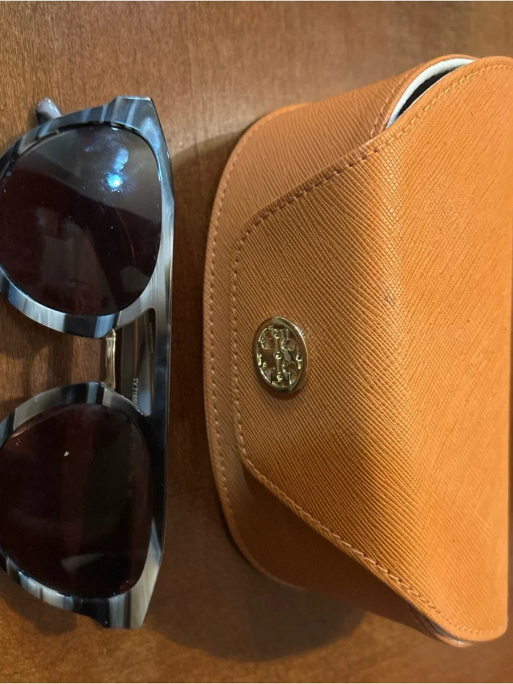 Striped Gray Cat-Eye Tory Burch Sunglasses with Dark Lenses - Picture 2 of 9